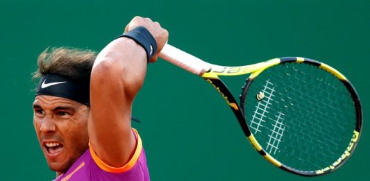Nadal tem dificuldade no início, mas se supera e vai à semi em Monte Carlo