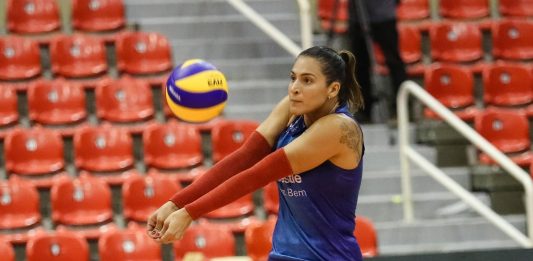 Dani Lins tenta levar Osasco ao topo antes de ser mãe: “Quero férias tranquilas”