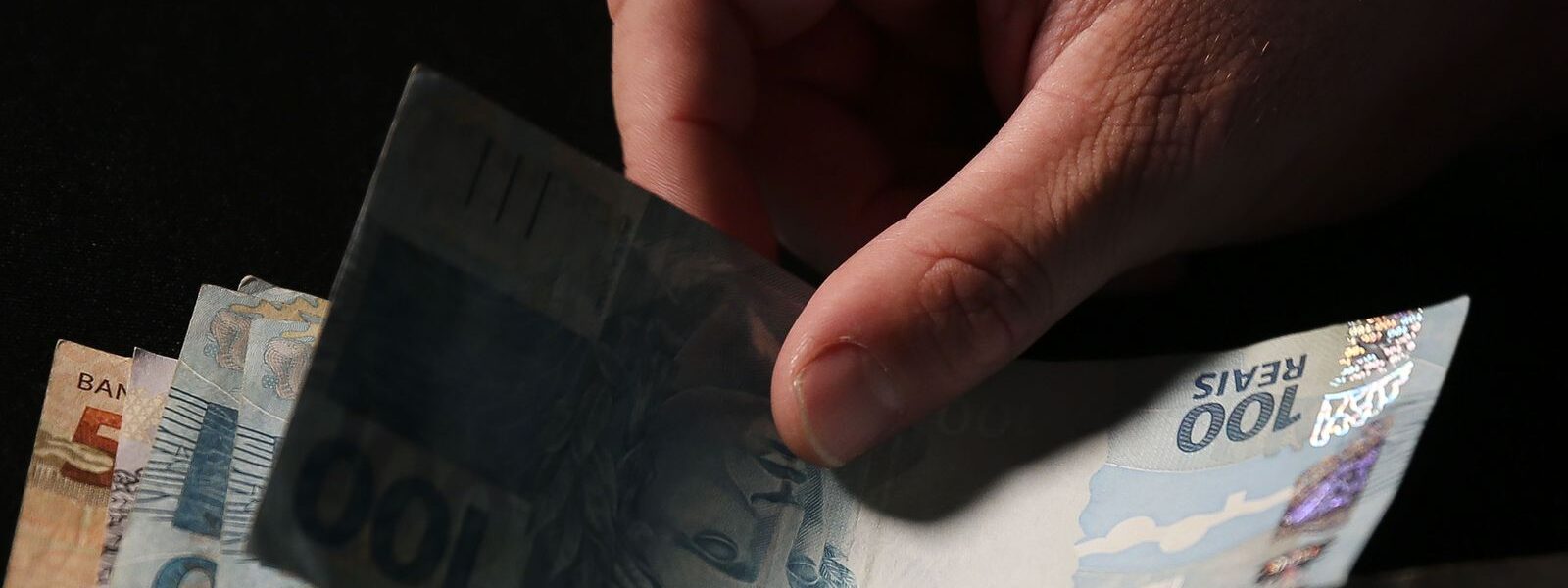 alta-da-selic-encarece-credito-e-prestacoes,-diz-anefac