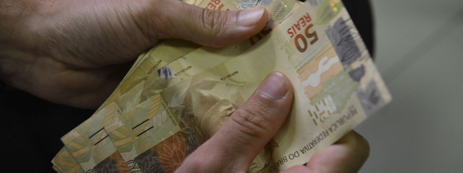 endividamento-atinge-78,9%-das-familias-brasileiras,-revela-pesquisa